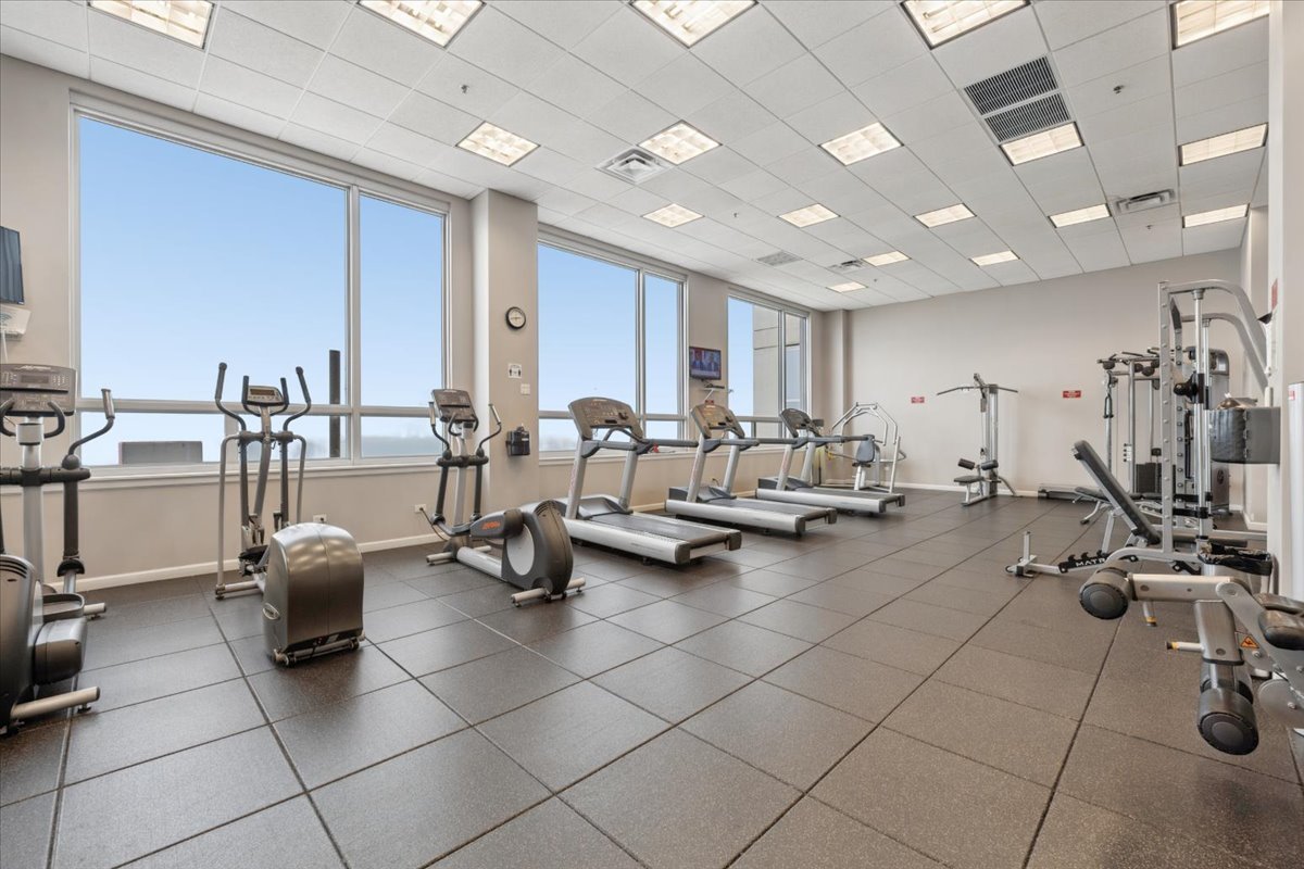 1841 S Calumet Avenue Unit: 609
