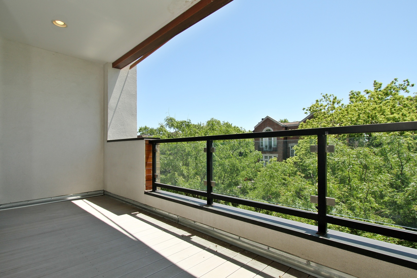 1904 W ARMITAGE Avenue Unit: 3