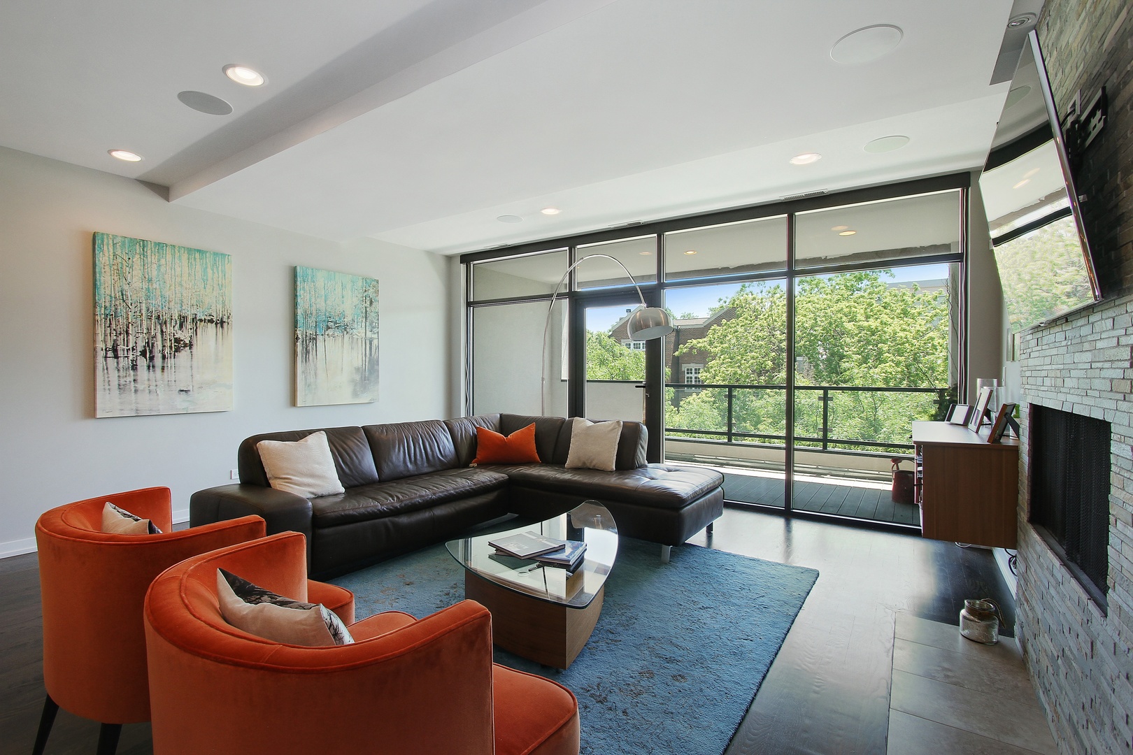 1904 W ARMITAGE Avenue Unit: 3