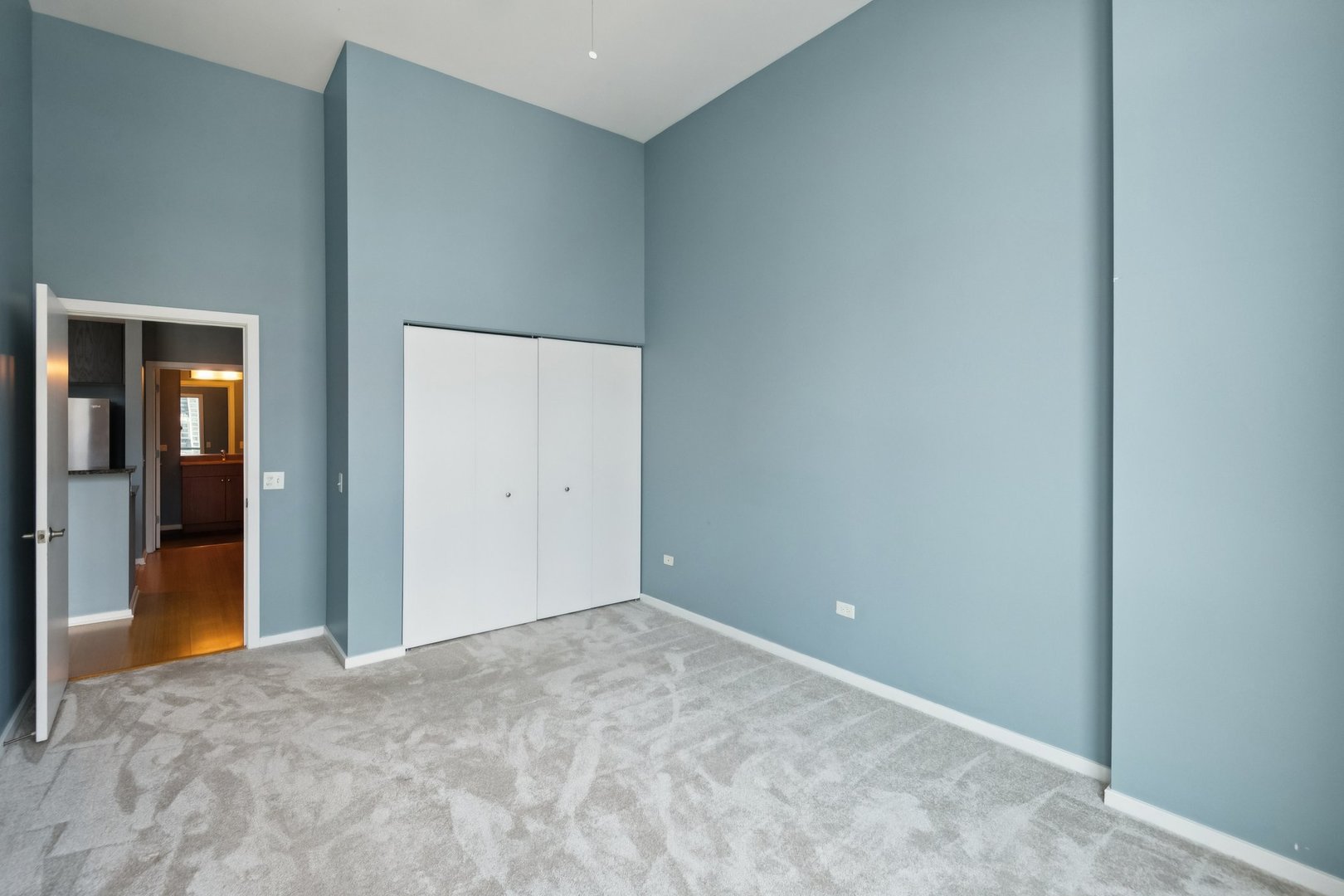 125 S GREEN Street Unit: 1205A