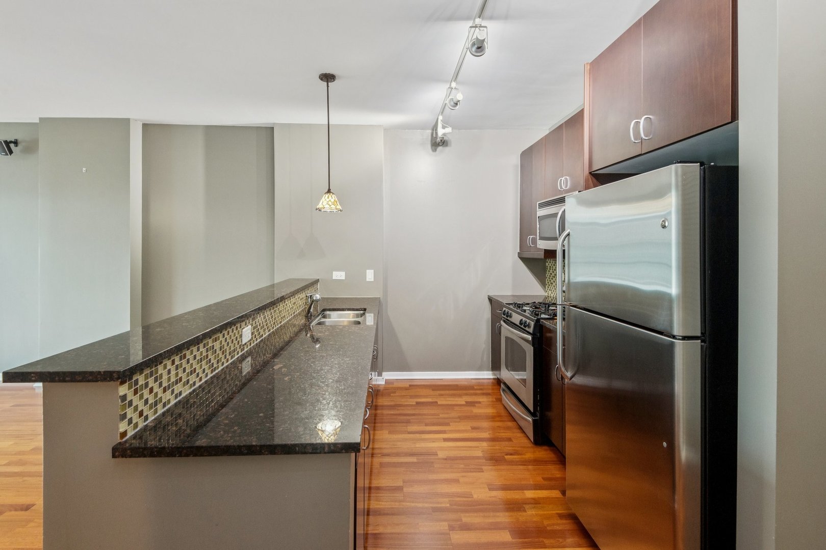 125 S Green Street Unit: 709A