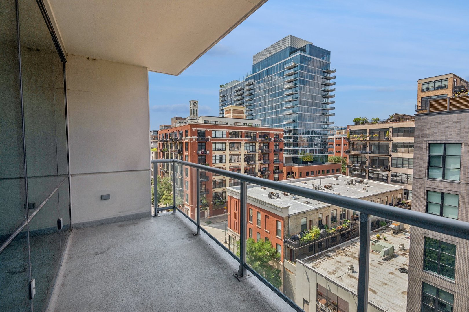 125 S Green Street Unit: 709A