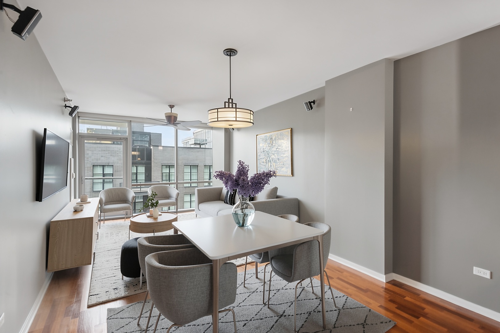 125 S Green Street Unit: 709A