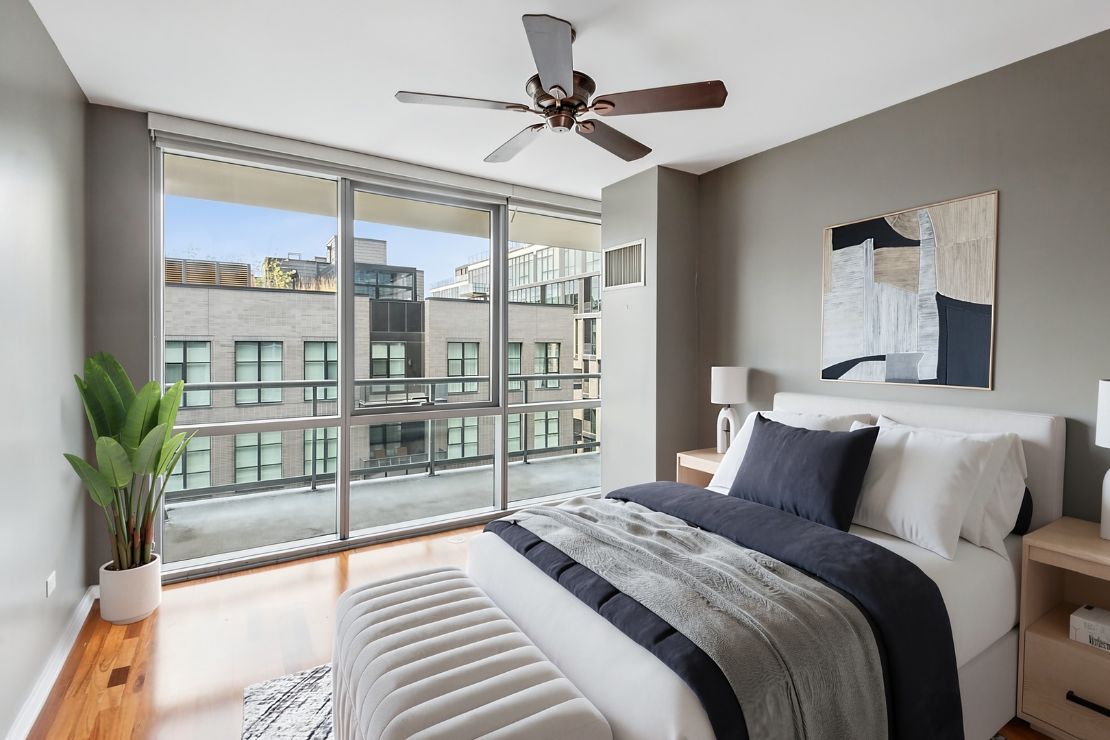 125 S Green Street Unit: 709A
