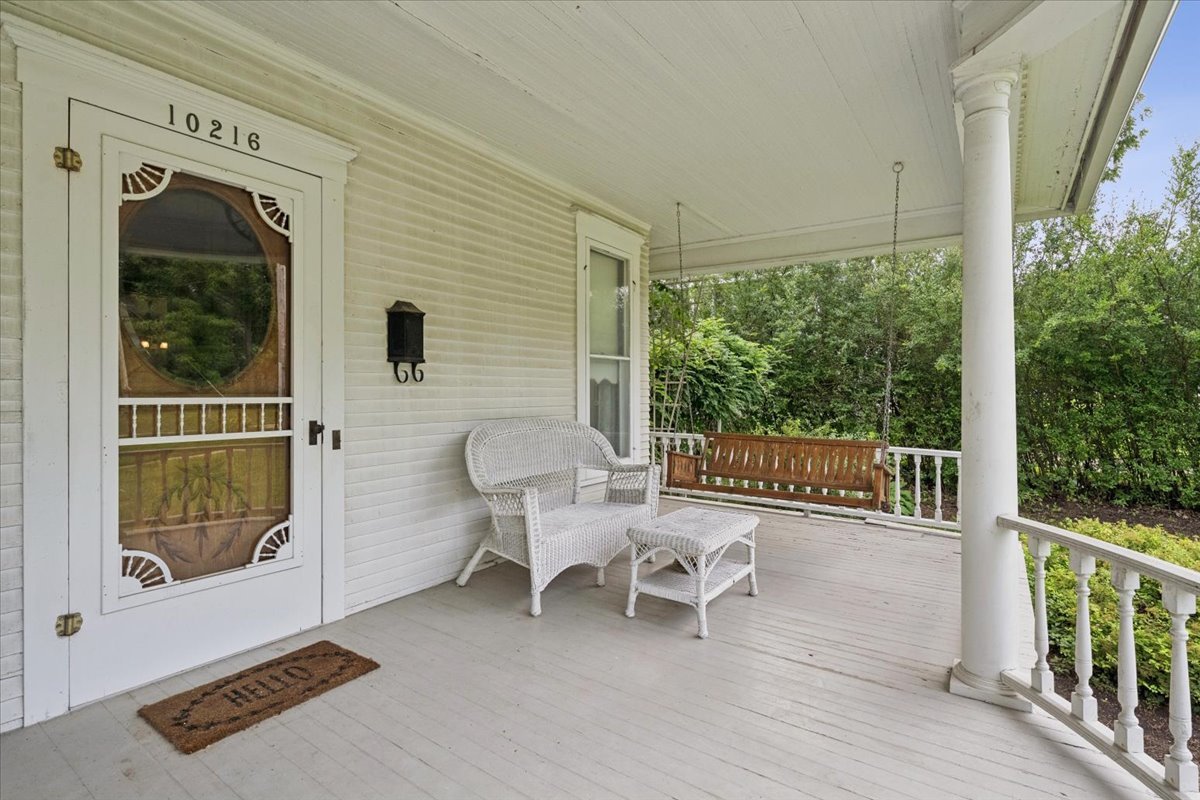 10216 Main Street
