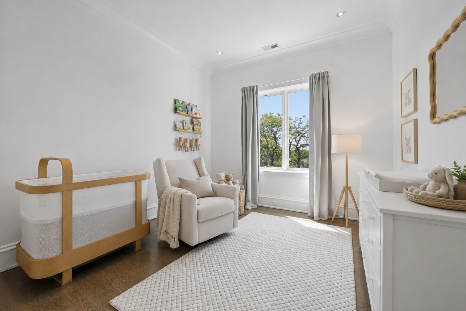 1320 W Wrightwood Avenue Unit: 3