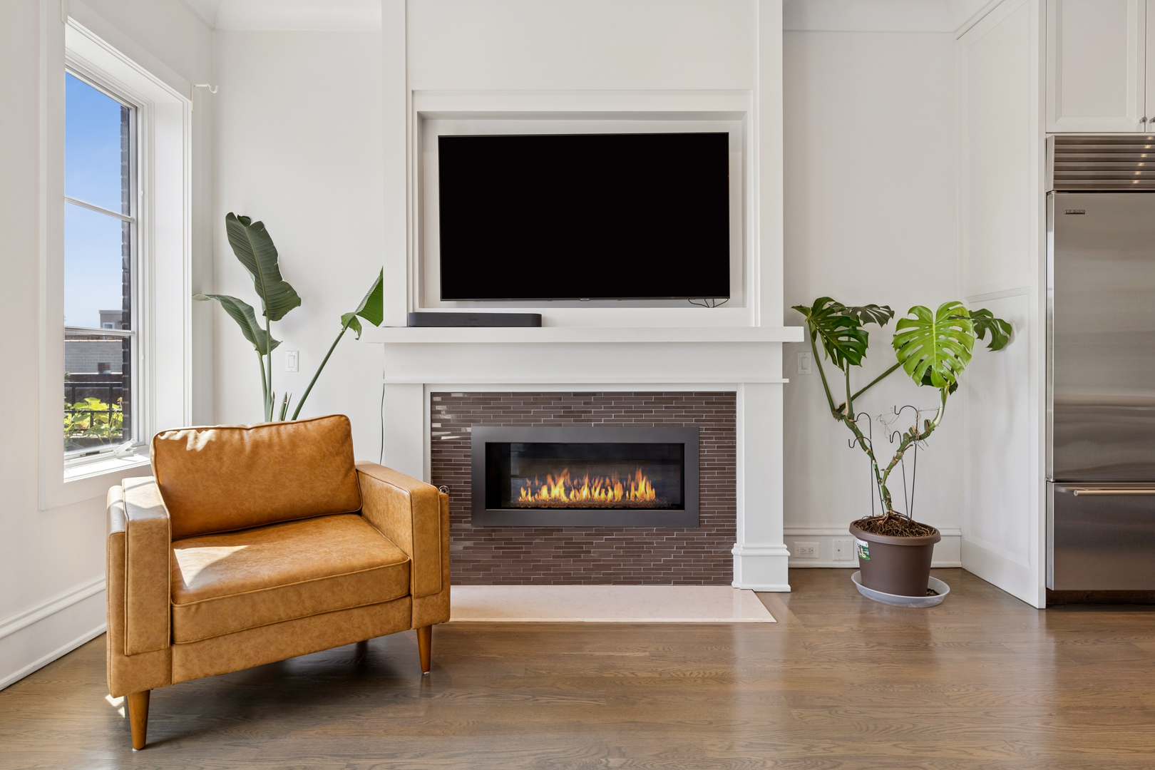 1320 W Wrightwood Avenue Unit: 3