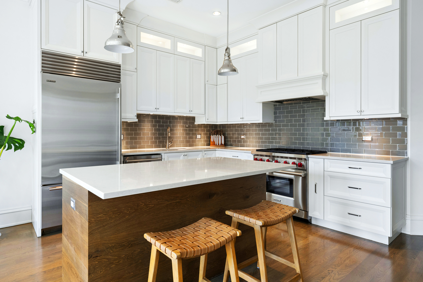 1320 W Wrightwood Avenue Unit: 3