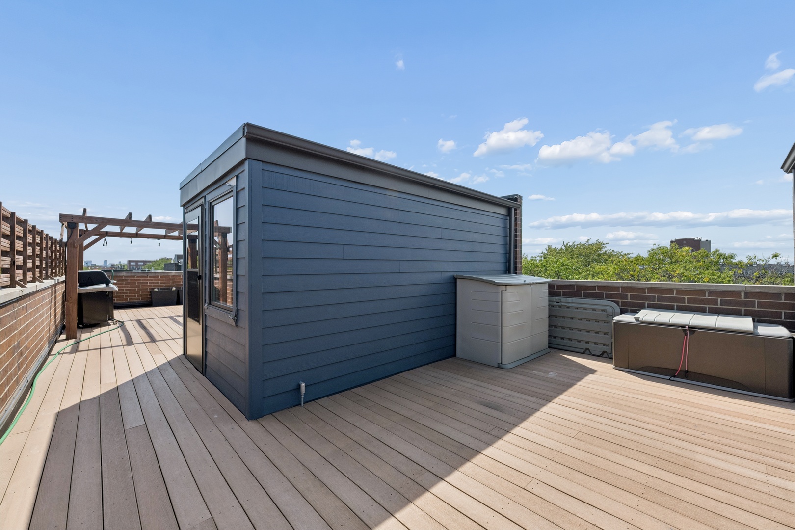 1320 W Wrightwood Avenue Unit: 3
