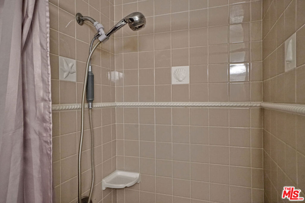 115 Galleon Street C