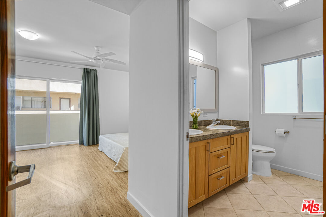 120 Fleet St Unit: B