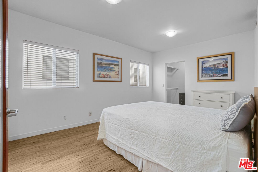 120 Fleet St Unit: B