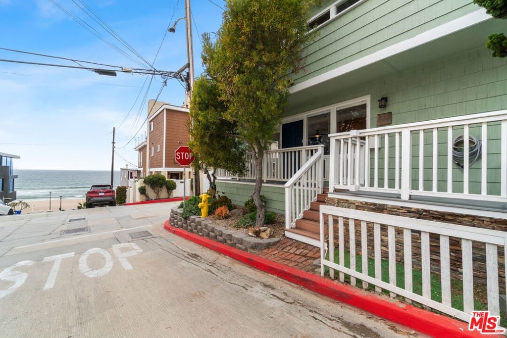 115 44th Street
