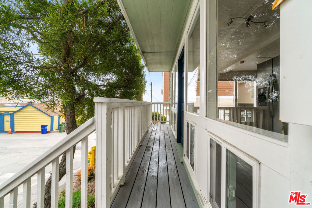 115 44th Street