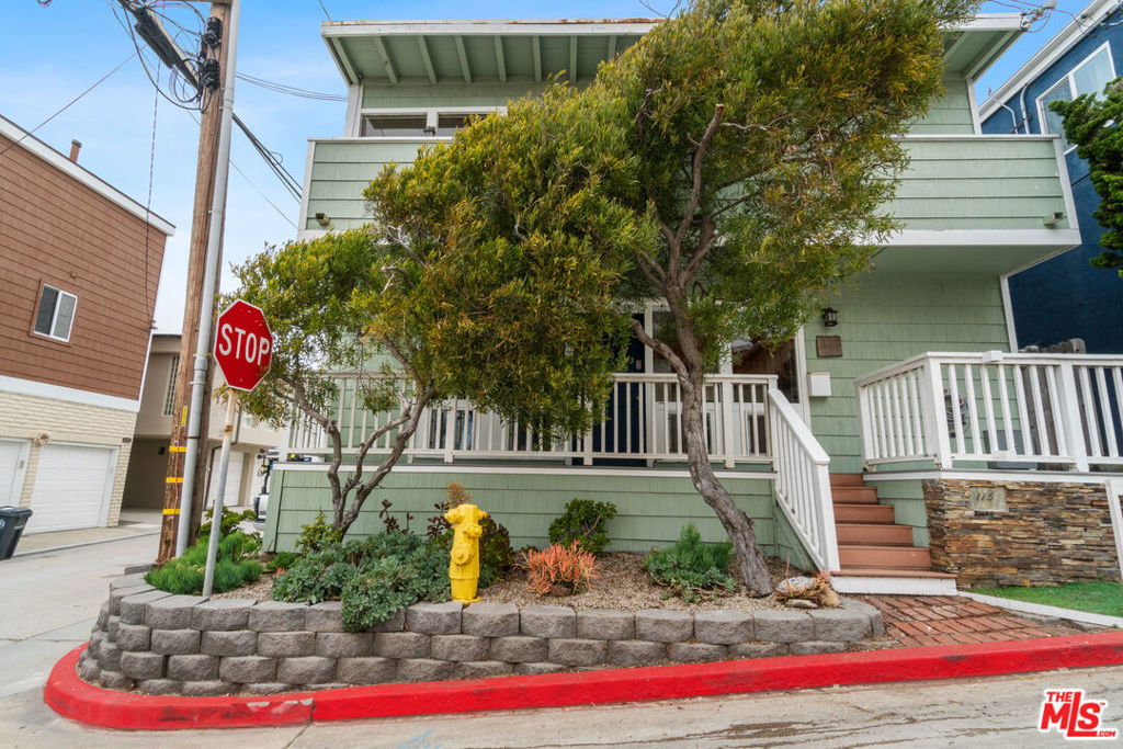 115 44th Street