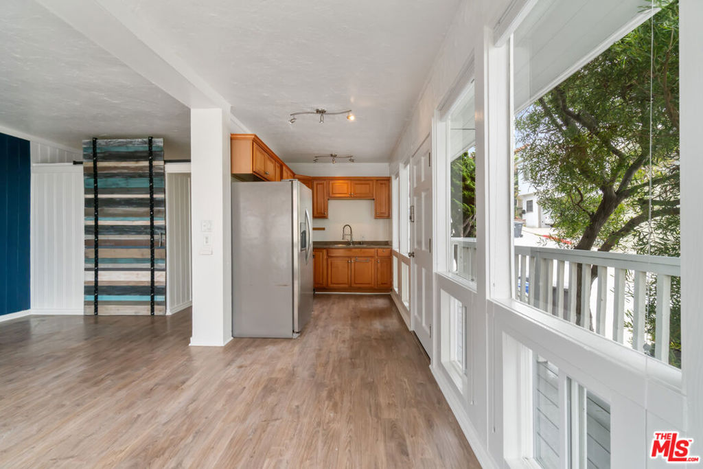 115 44th Street