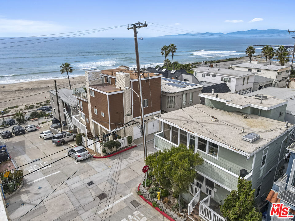 115 44th Street