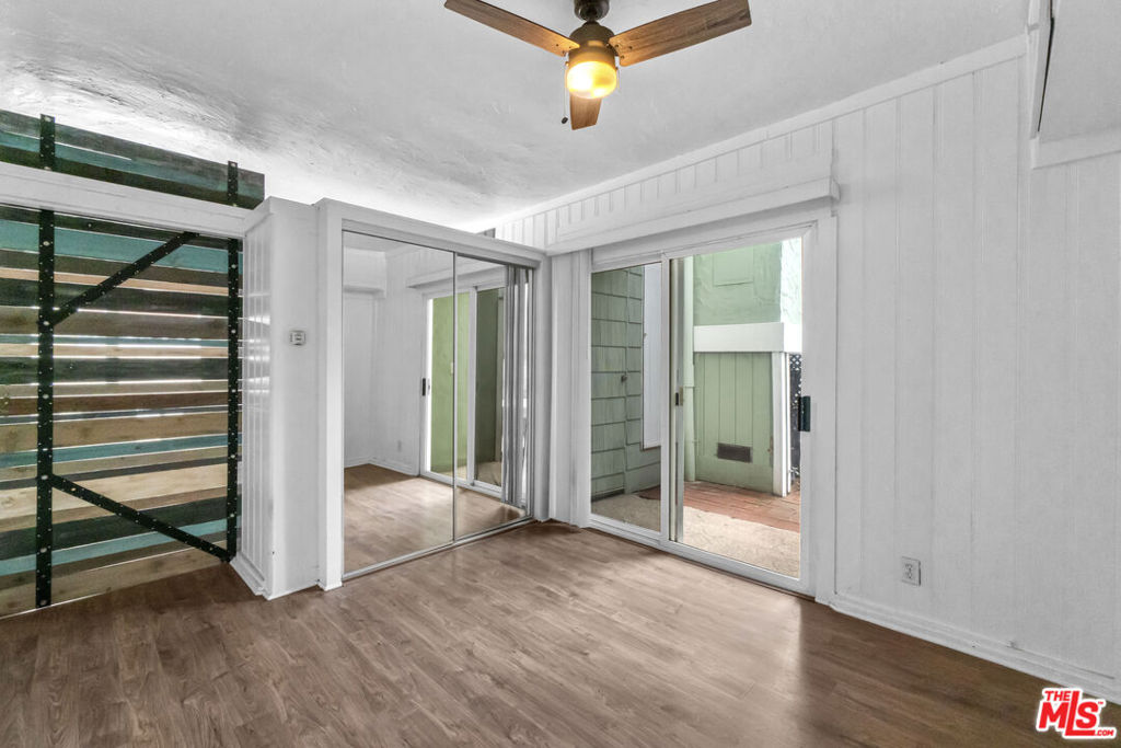 115 44th Street