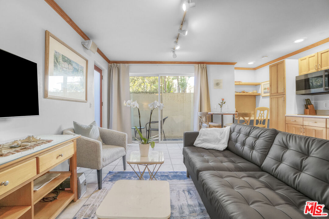 120 Fleet St Unit: C