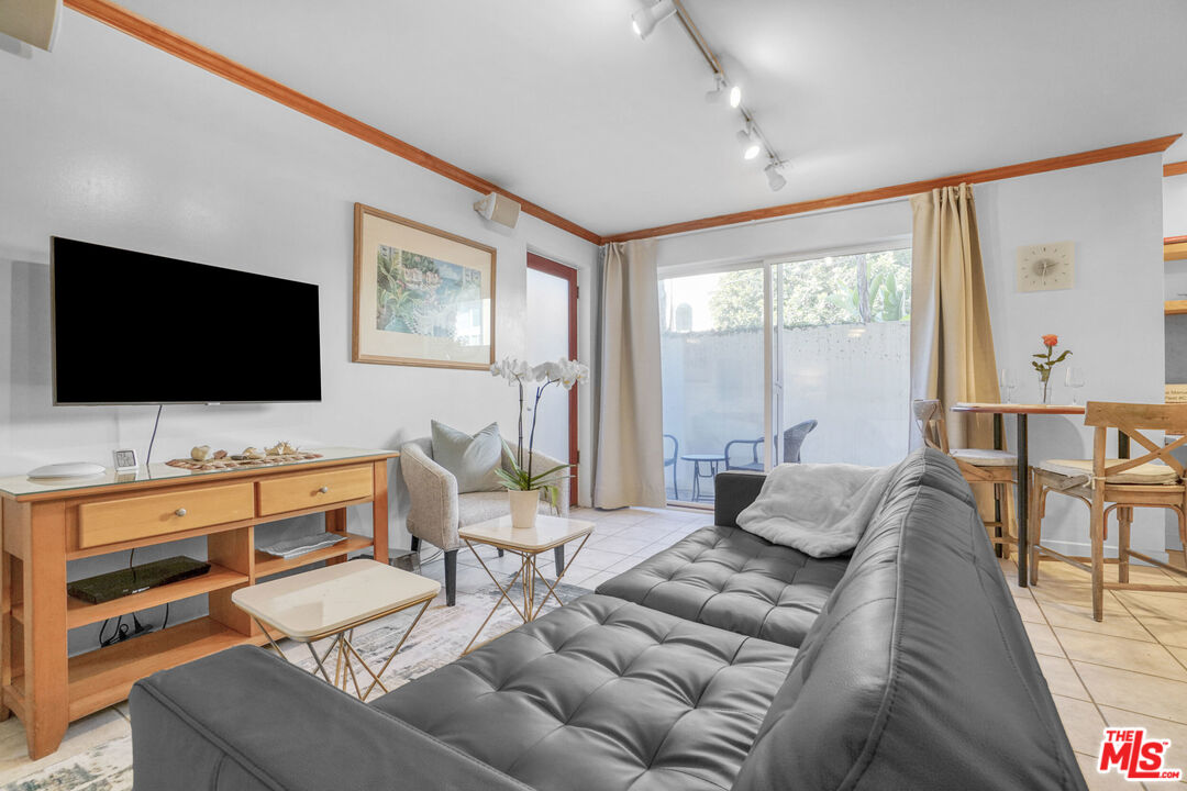 120 Fleet St Unit: C