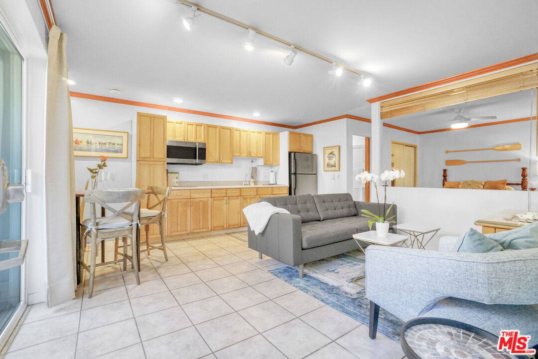 120 Fleet St Unit: C