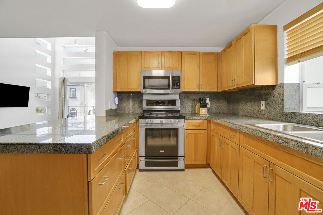 120 Fleet St Unit: A