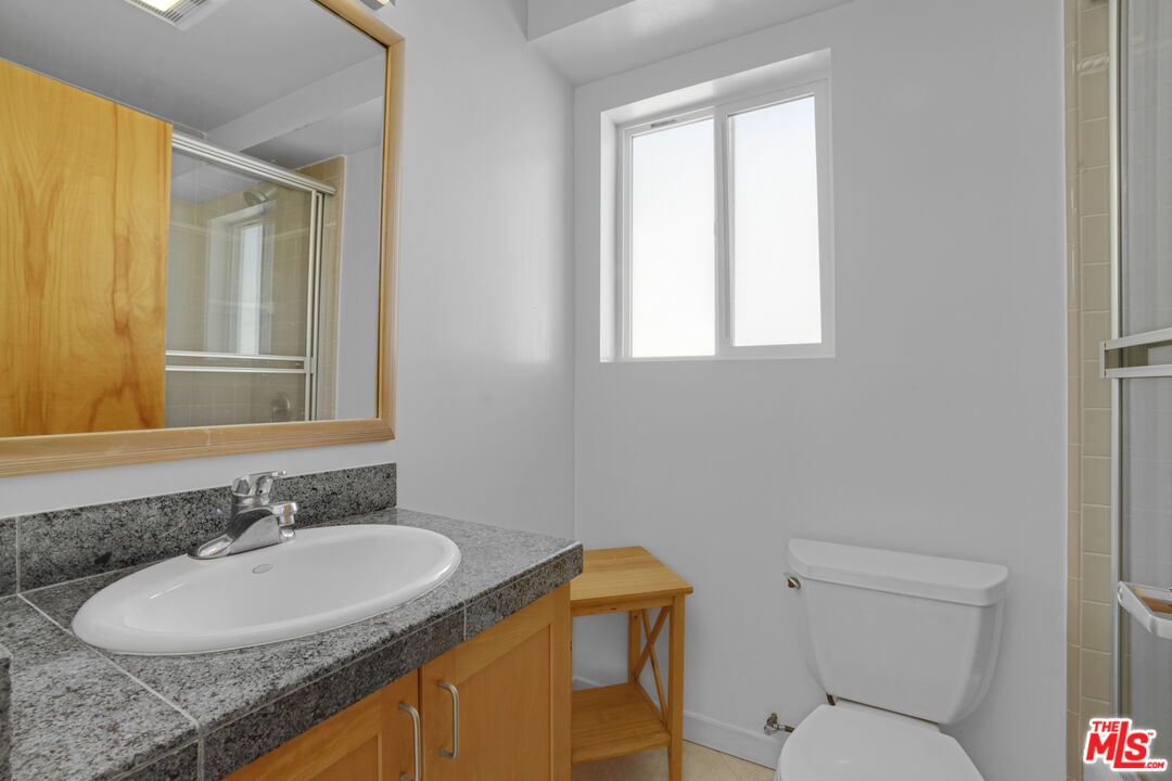 120 Fleet St Unit: A
