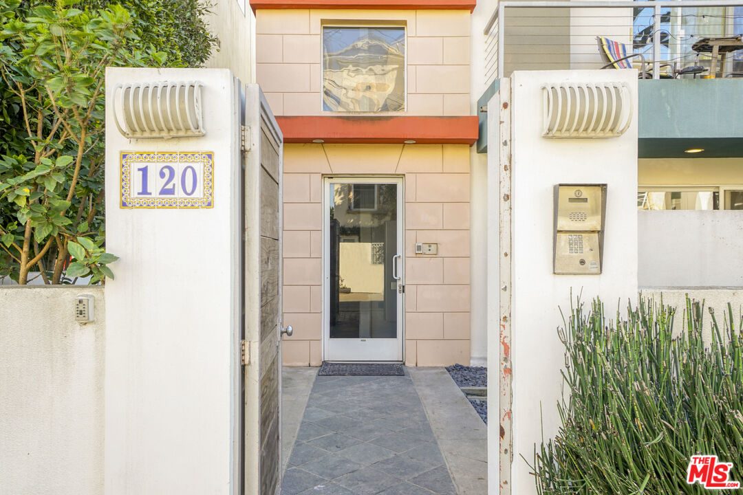 120 Fleet St Unit: A