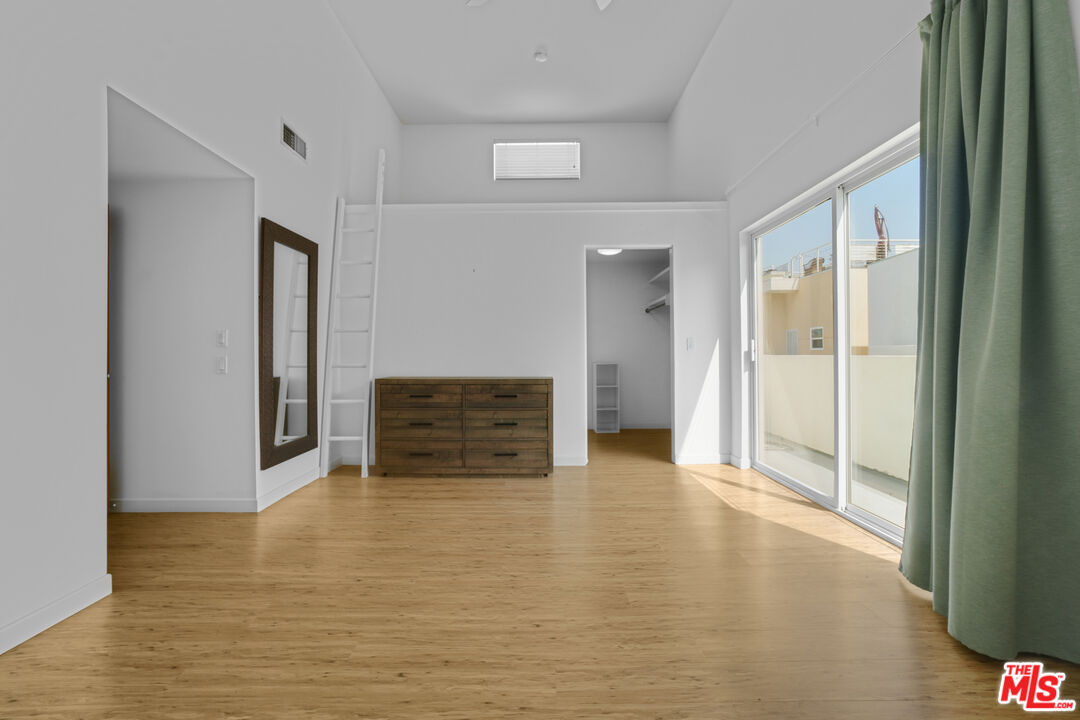 120 Fleet St Unit: A