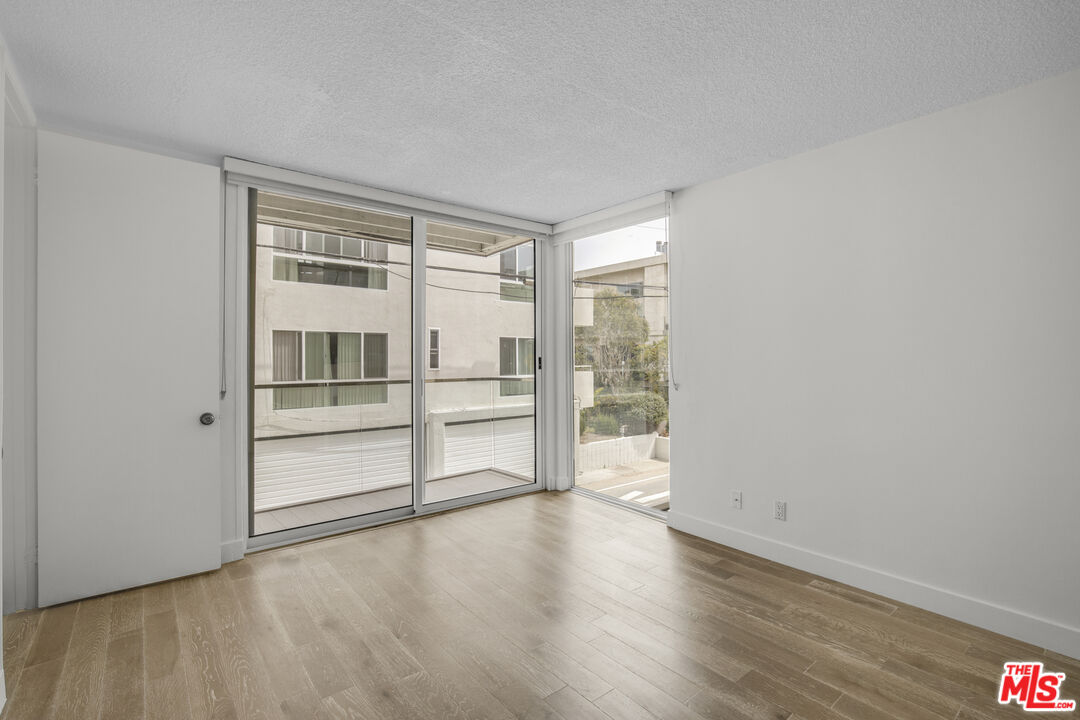 1 Ironsides St Unit: 14