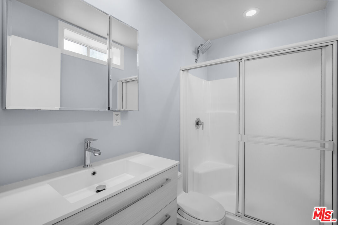 1 Ironsides St Unit: 14