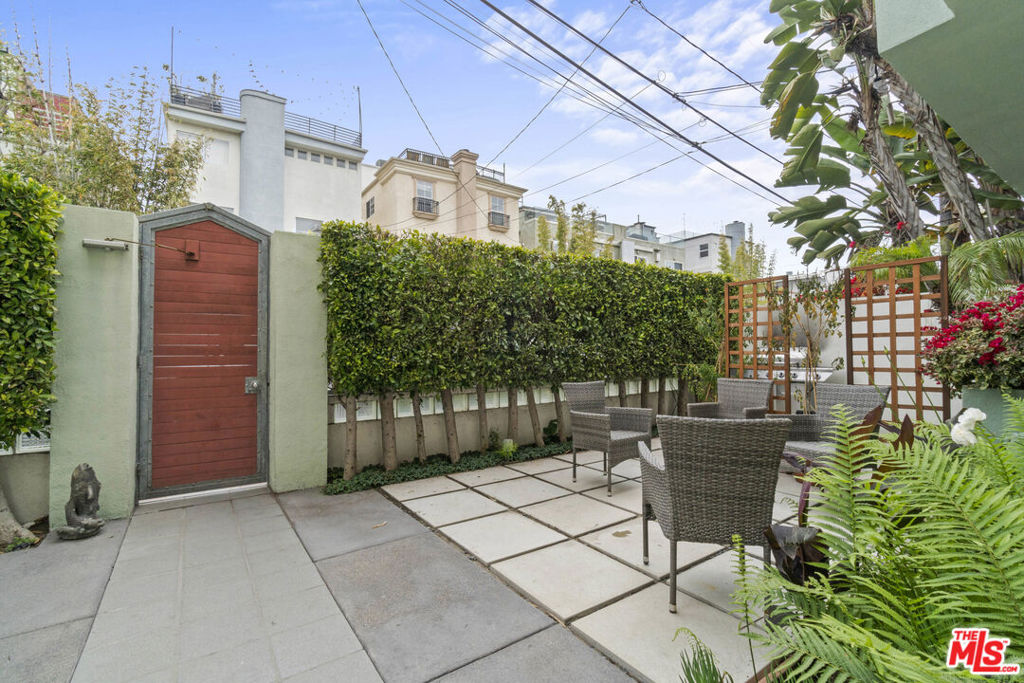 123 Galleon Street B