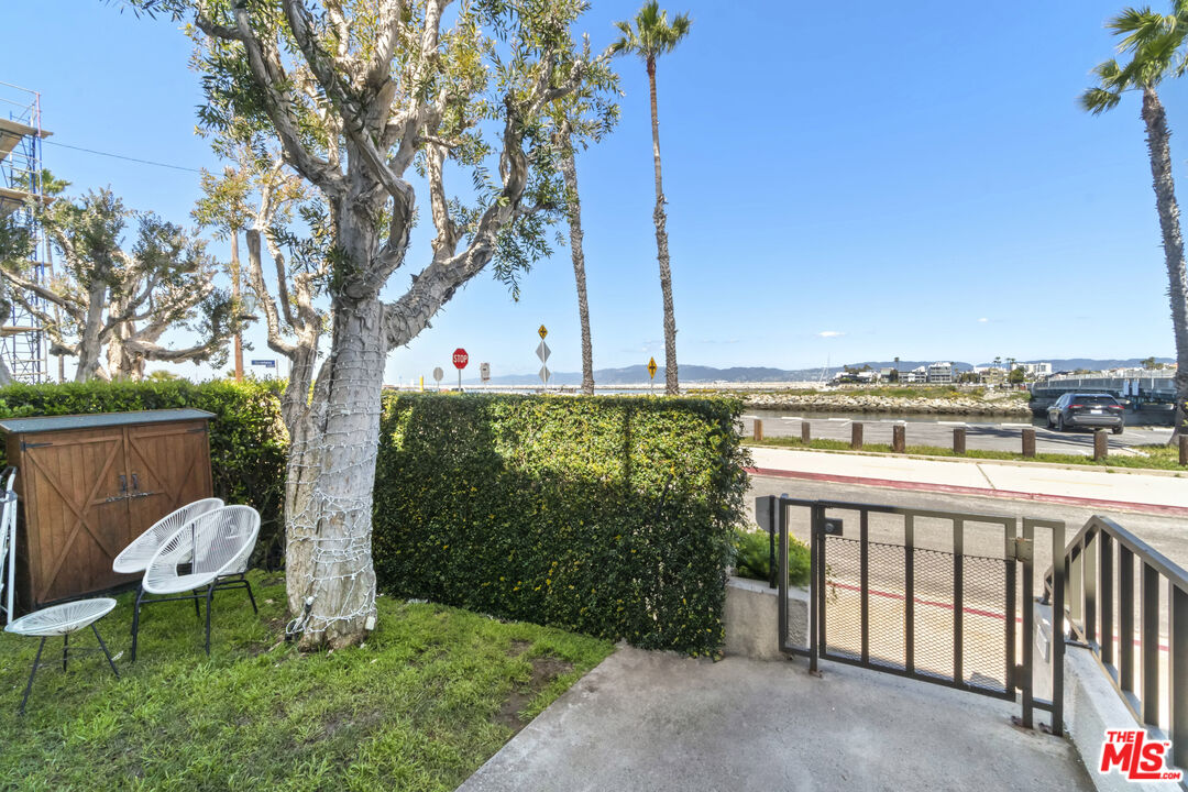 6209 Pacific Ave Unit: 103