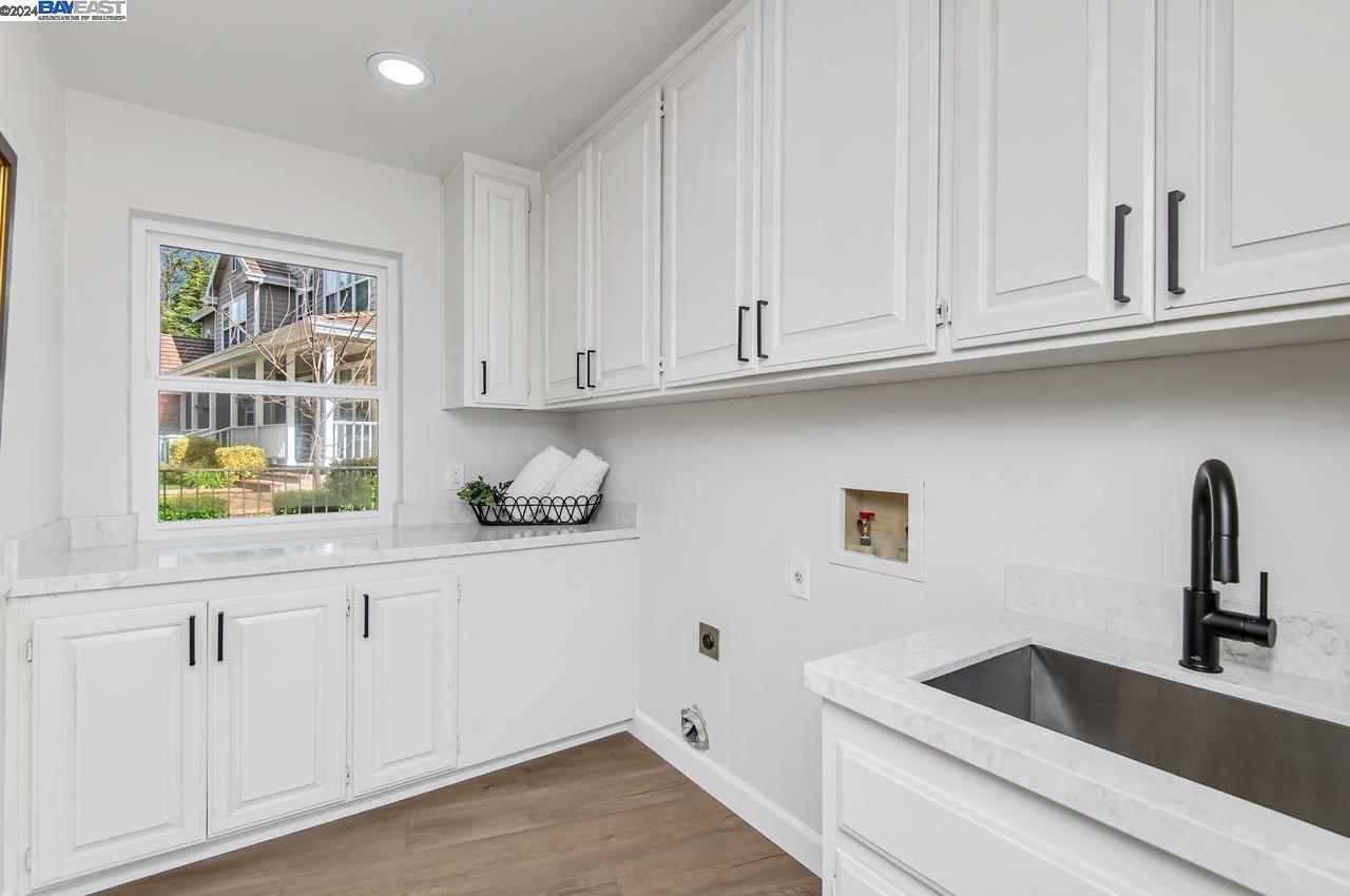 427 Matthew Court