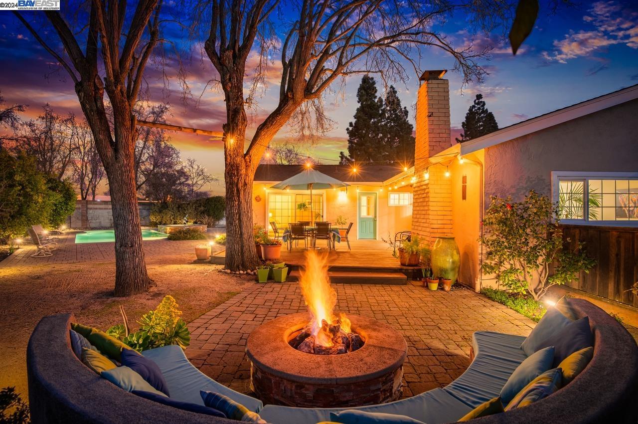 6033 Ashley Ct