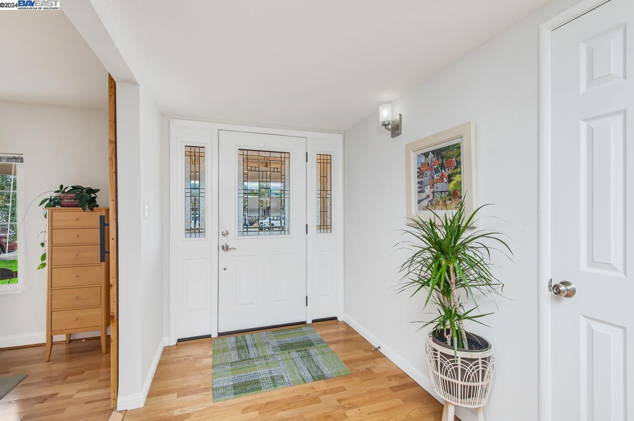 6033 Ashley Ct