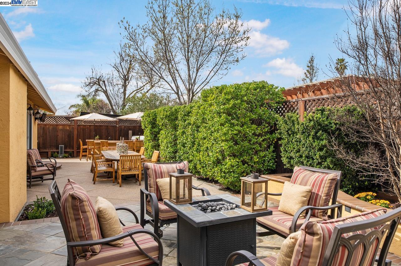 3605 Dunsmuir Cir