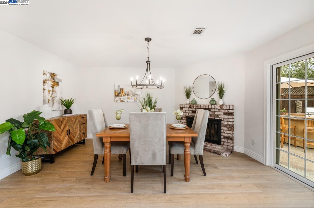 3605 Dunsmuir Cir