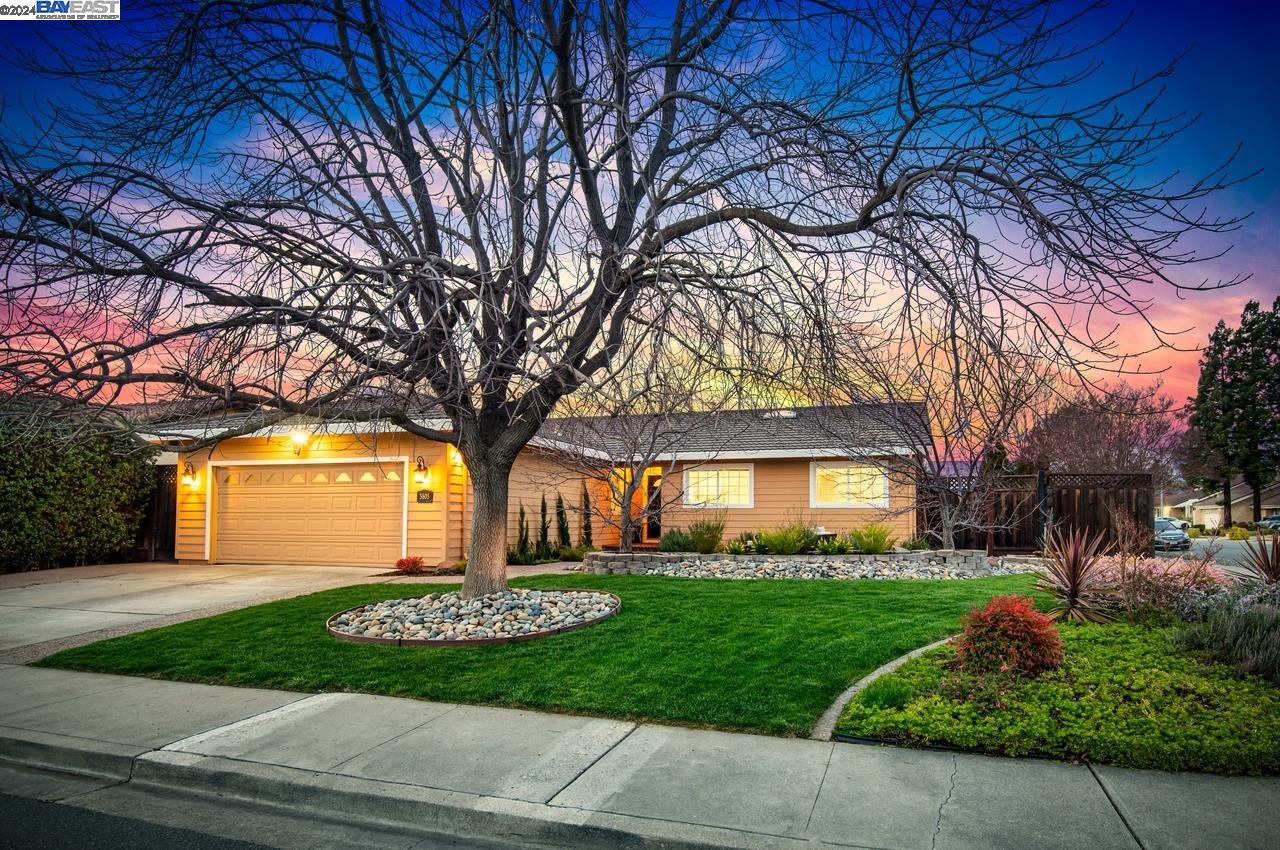 3605 Dunsmuir Cir