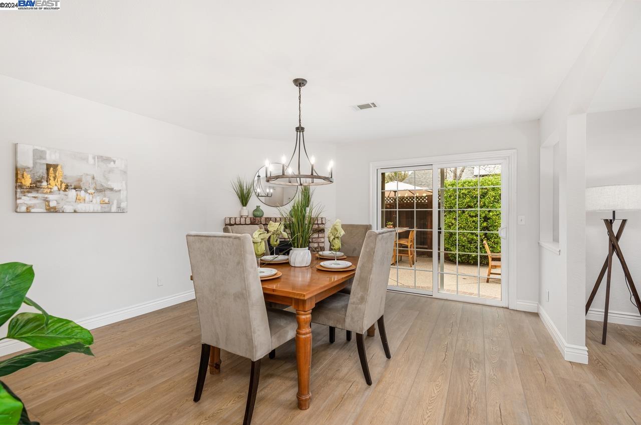 3605 Dunsmuir Cir