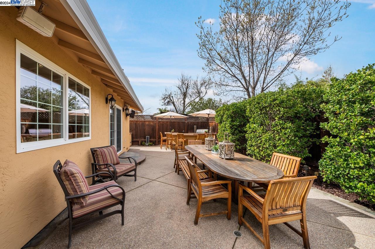 3605 Dunsmuir Cir