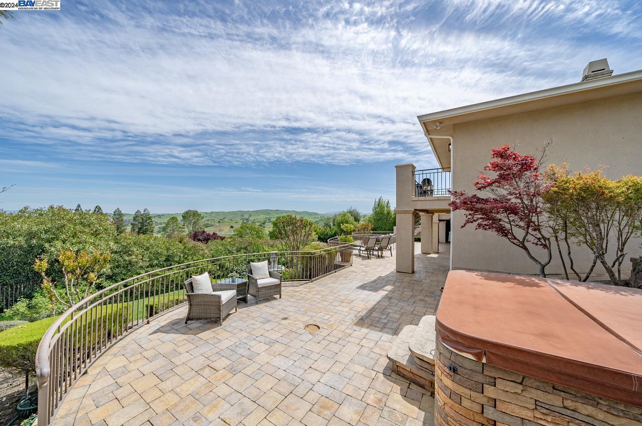 34 Golf Rd