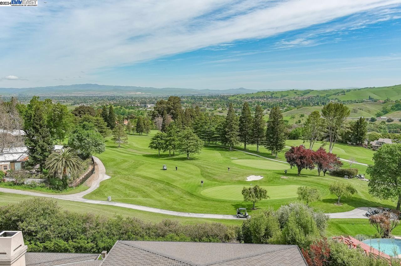 34 Golf Rd