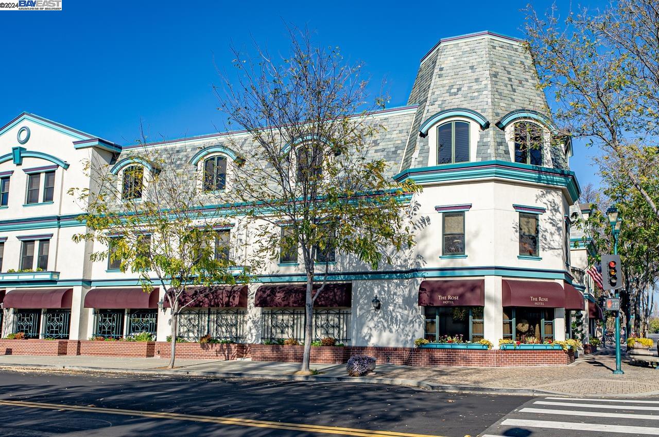 4348 Valley Ave # D8