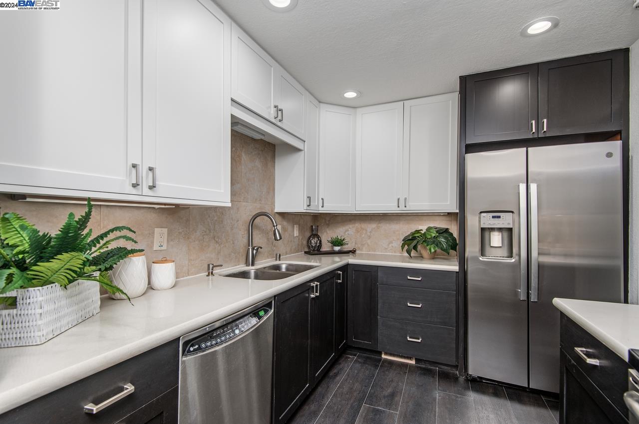 4348 Valley Ave # D8