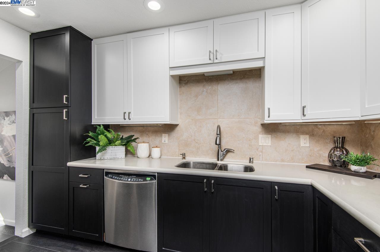 4348 Valley Ave # D8