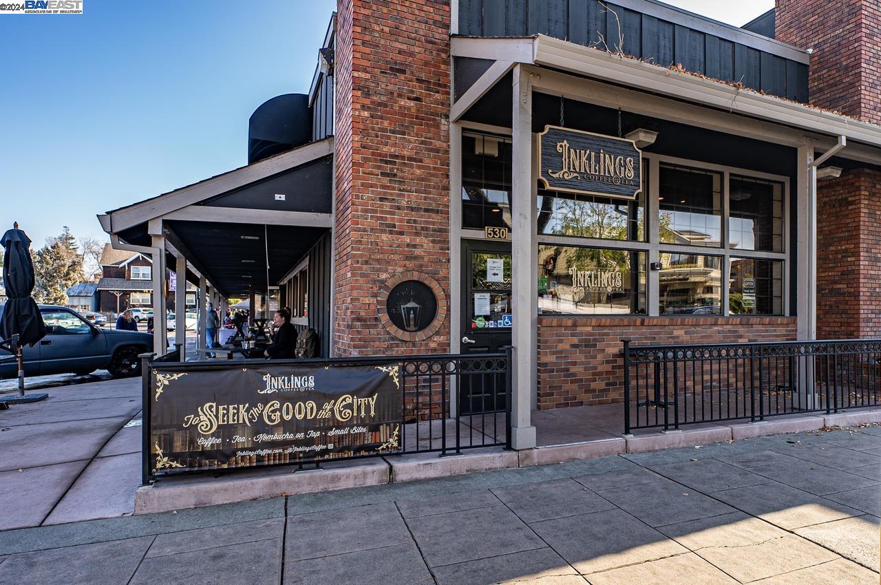 4348 Valley Ave # D8