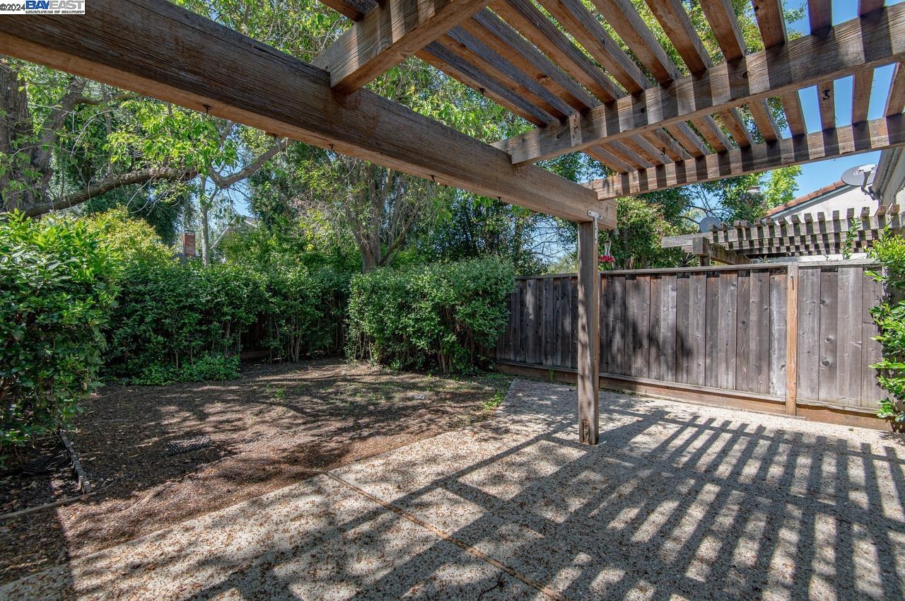 4348 Valley Ave # D8