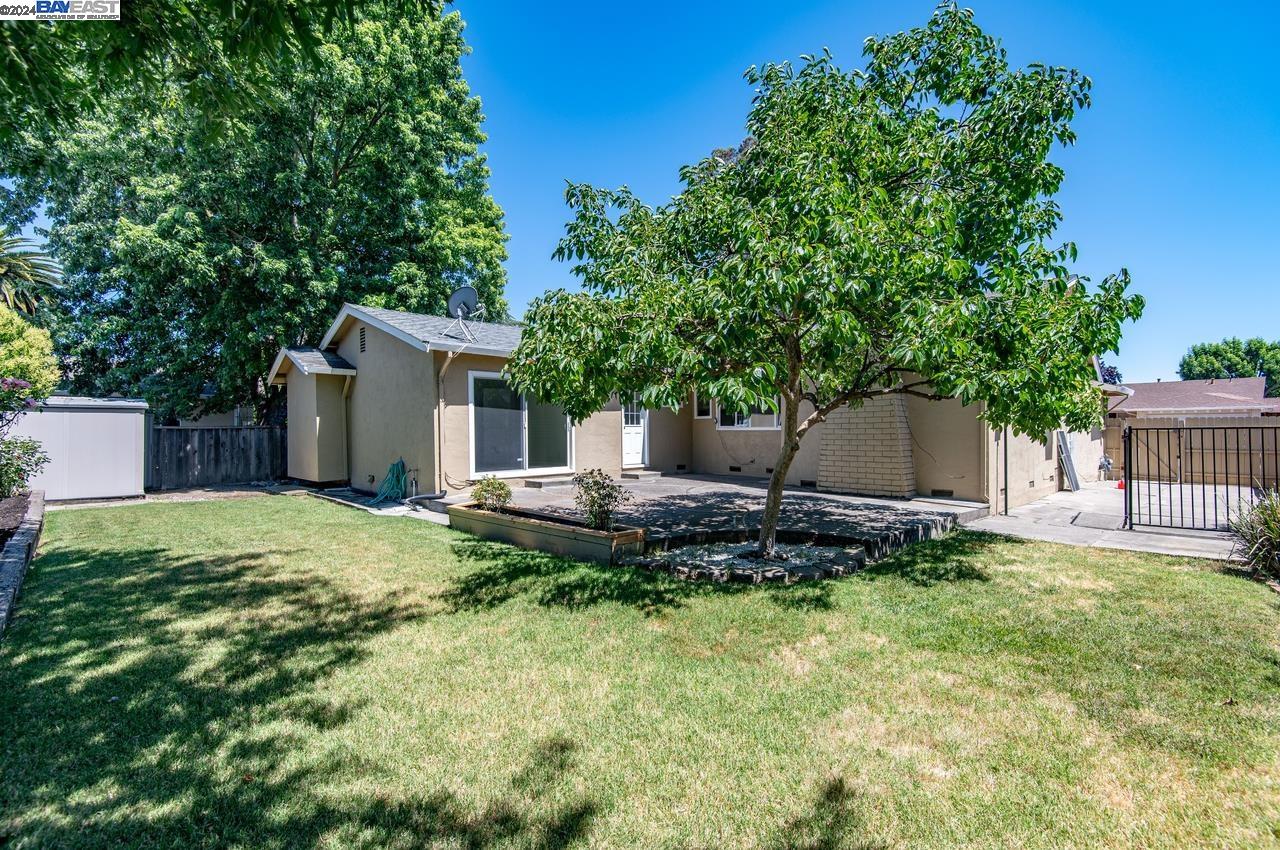 6275 Inglewood Drive