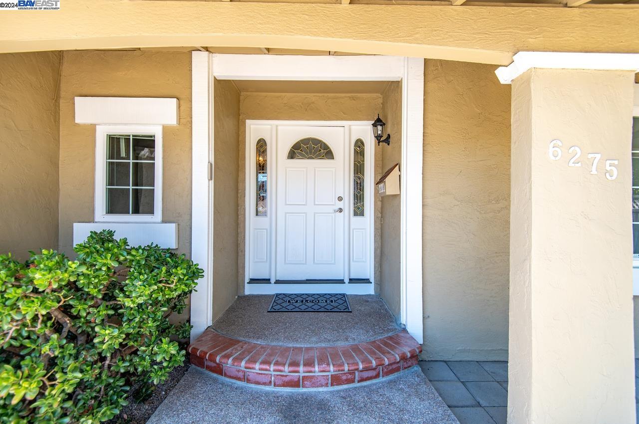 6275 Inglewood Drive